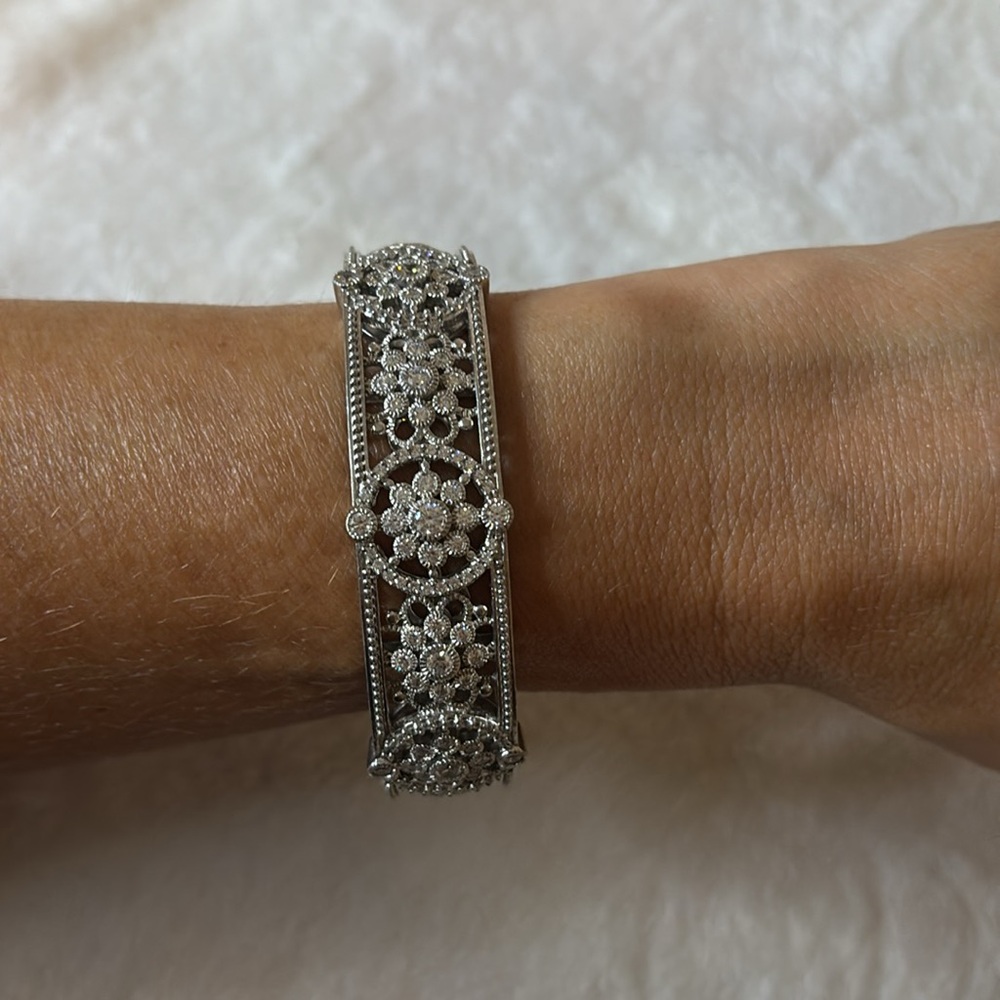 AUTHENTIC Judith Ripka CZ Hinge Cuff Bangle Bracelet 925 Sterling Silver - Picture 6 of 8